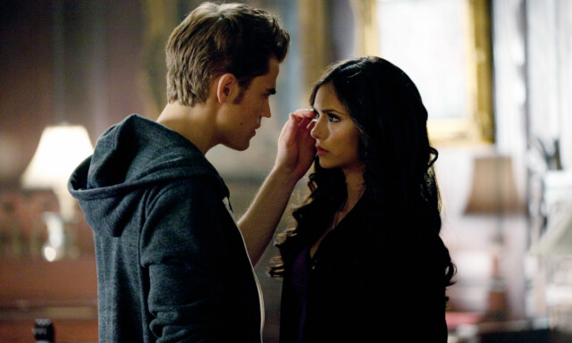 SPILL FOR GALLERIET: Fansen spekulerte på hvorvidt Nina Dobrev og Paul Wesley var kjærester i virkeligheten - det kunne ikke vært lenger unna sannheten, skal man tro førstnevnte. Foto: NTB Scanpix SPILL FOR GALLERIET: Fansen spekulerte på hvorvidt Nina Dobrev og Paul Wesley var kjærester i virkeligheten - det kunne ikke vært lenger unna sannheten, skal man tro førstnevnte. Foto: NTB Scanpix